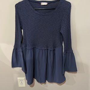 Altar'd State Bell Sleeves Flowy Top, Ribbed top with flowy Bottom blue Tunic M